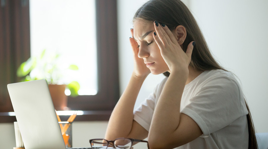 O cortisol é ativado pelas situações estressantes e por hábitos não saudáveis.